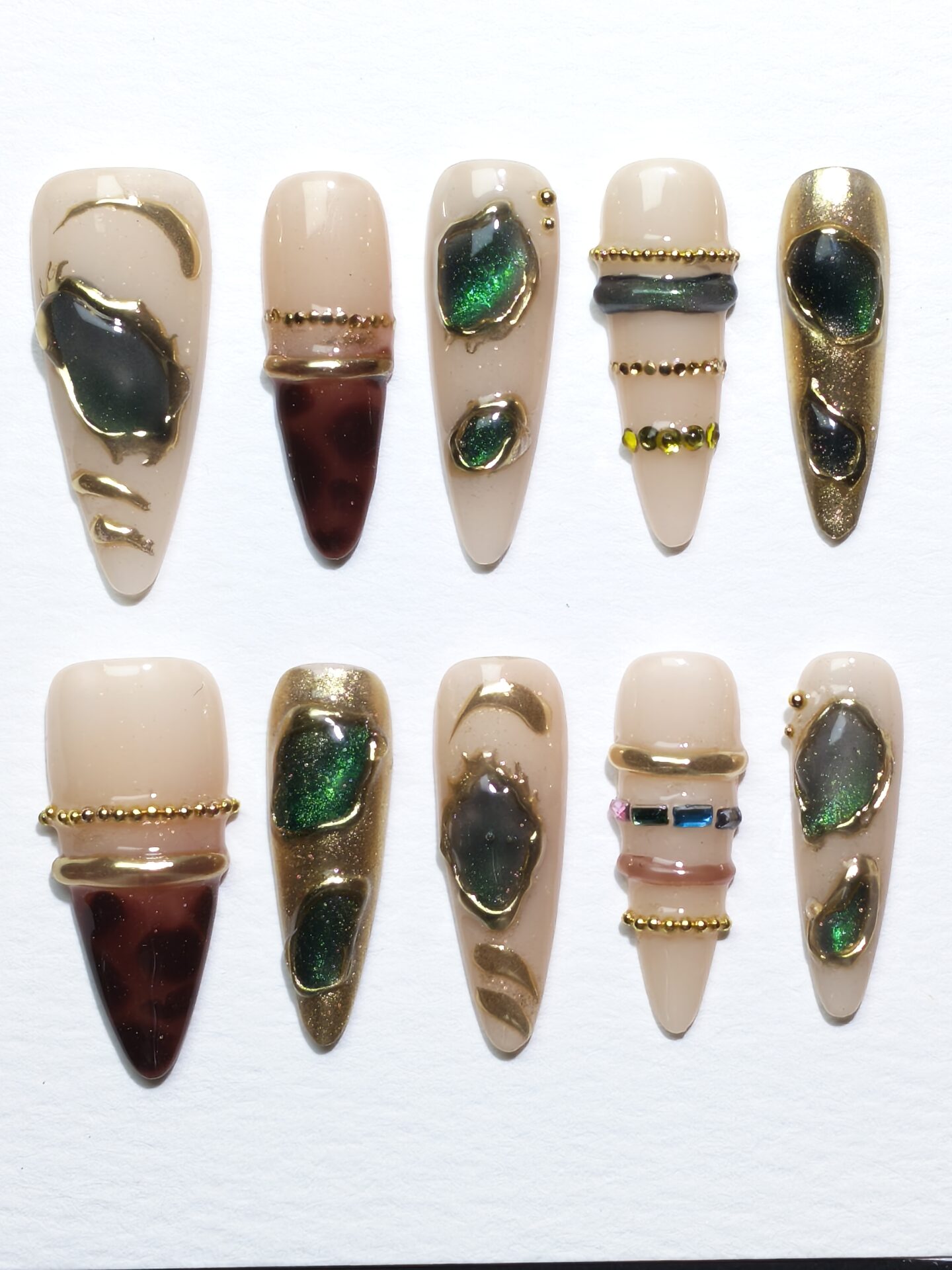 Emerald Gemstone Press-On Nails – Handcrafted Gold Framed Jewelry Almond Nai